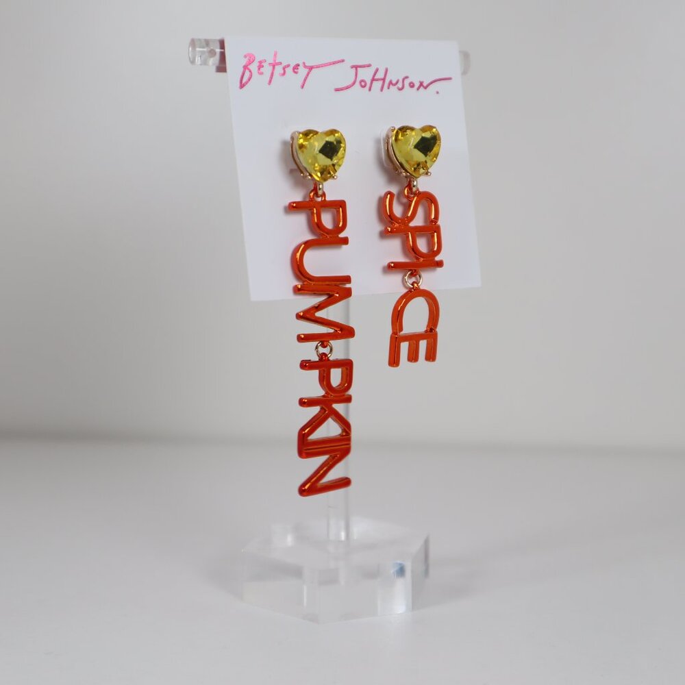 Betsey Johnson Pumpkin Spice Orange Mismatched Fall/Autumn Dangle Earrings NWT